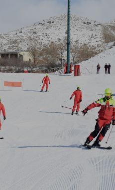 Naxçıvan dağlarında xizəkçilik